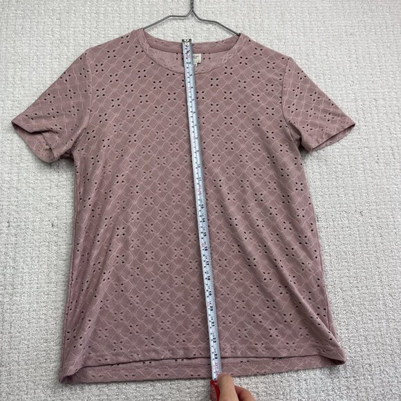 Jacqueline de Yong Womens T-Shirt Size Small Dusty Rose Eyelet Embroidery AOP - Picture 8 of 14